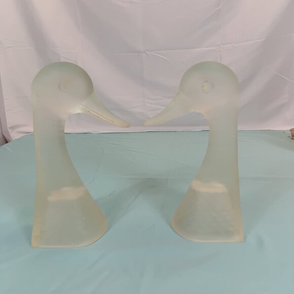 A3-1 DUCK BOOK ENDS FROSTED CARNIVAL GLASS 10" TALL GLASS - Picture 3 of 5